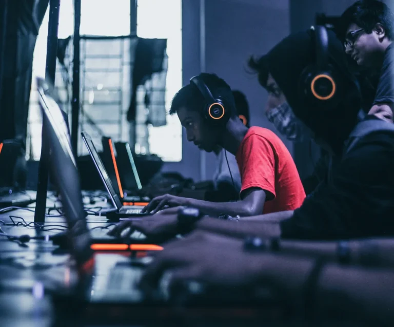 Latest laptops and computer accessories in Dubai – Ideal Tech Hub UAE